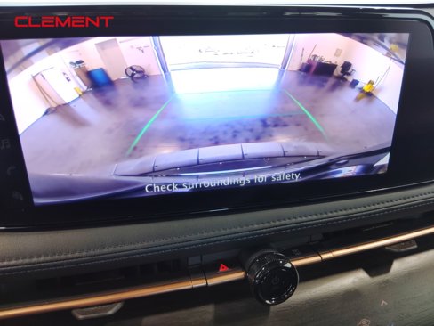 Used 2023 Nissan Ariya FWD image 23