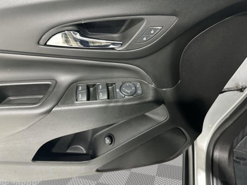 Used 2022 Chevrolet Equinox LT image 21