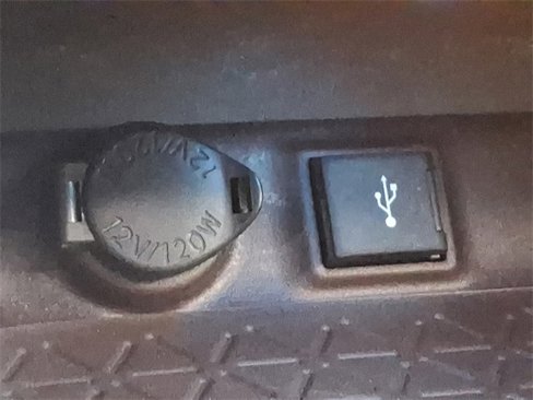 Used 2020 Toyota RAV4 Limited image 25