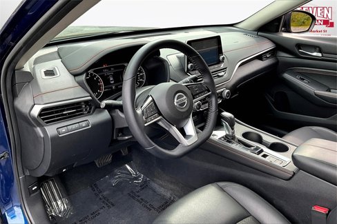 Used 2020 Nissan Altima 2.5 SR w/ Premium Package image 16