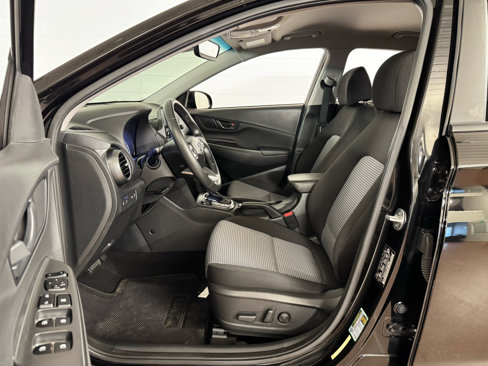 Used 2021 Hyundai Kona SEL Plus image 12