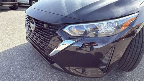 New 2025 Nissan Sentra SV image 9