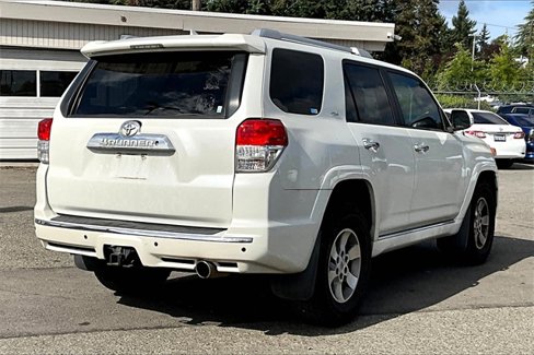 Used 2011 Toyota 4Runner SR5 image 5