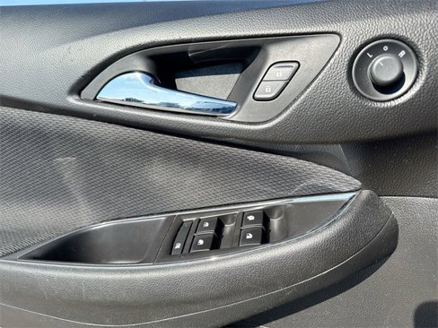 Used 2017 Chevrolet Cruze LS image 13