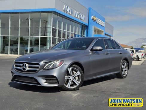 Used 2017 Mercedes-Benz E 300 4MATIC image 1