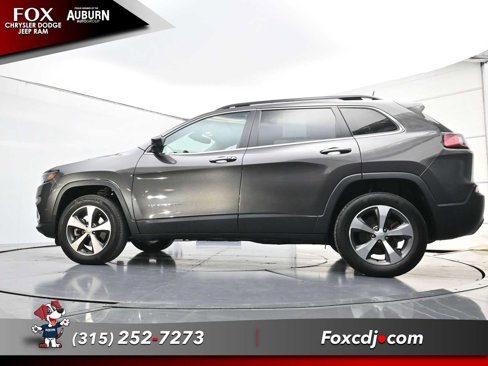 Used 2022 Jeep Cherokee Limited w/ Mopar Interior Package image 19