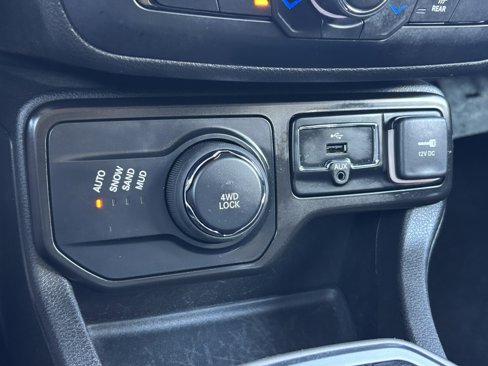 Used 2022 Jeep Renegade Latitude image 5