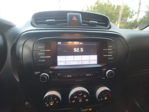 Used 2019 Kia Soul image 19