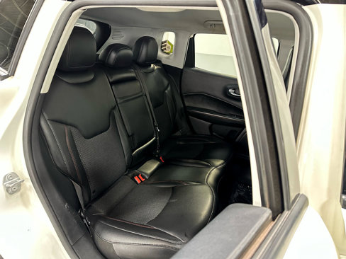 Used 2019 Jeep Compass Trailhawk image 18