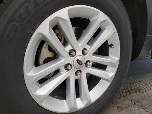 Used 2017 Ford Explorer FWD image 31