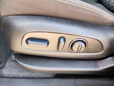 Used 2024 Chevrolet Equinox LT image 12