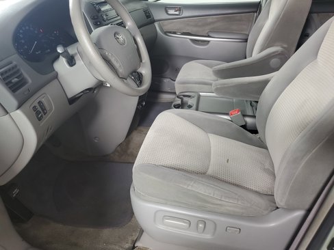 Used 2008 Toyota Sienna LE image 11