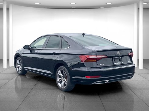 Used 2019 Volkswagen Jetta R-Line w/ R-Line Cold Weather Package image 5