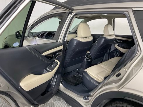 Used 2020 Subaru Outback Limited image 32