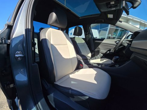 Used 2019 Volkswagen Jetta R-Line image 12