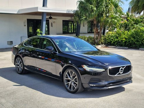 Used 2017 Volvo S90 T5 Momentum w/ Vision Package image 3