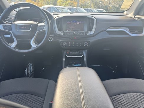 Used 2020 GMC Terrain SLE image 13