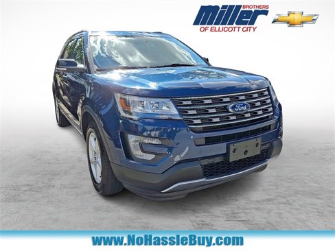 Used 2017 Ford Explorer XLT w/ Equipment Group 202A image 1