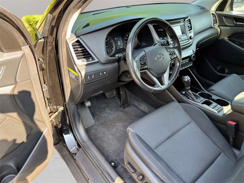 Used 2017 Hyundai Tucson Sport image 2