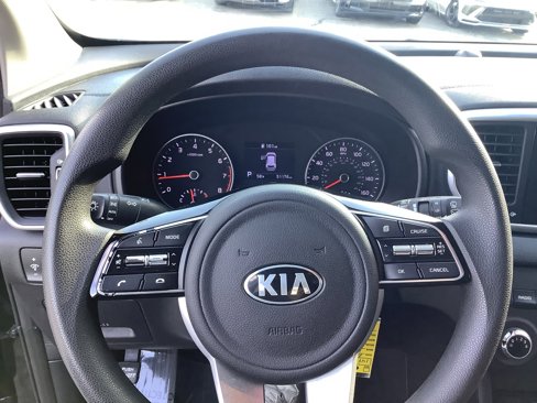 Used 2020 Kia Sportage LX image 13