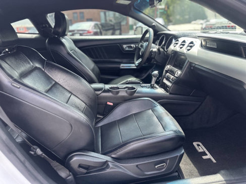 Used 2015 Ford Mustang GT Premium image 13