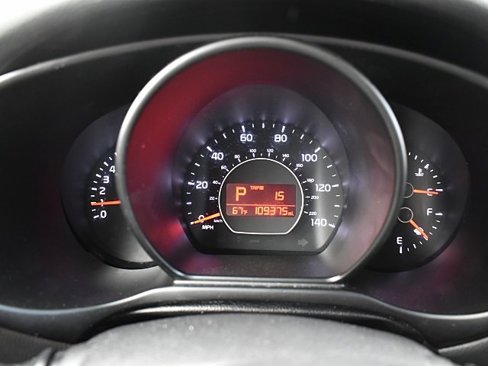 Used 2015 Kia Soul + image 21