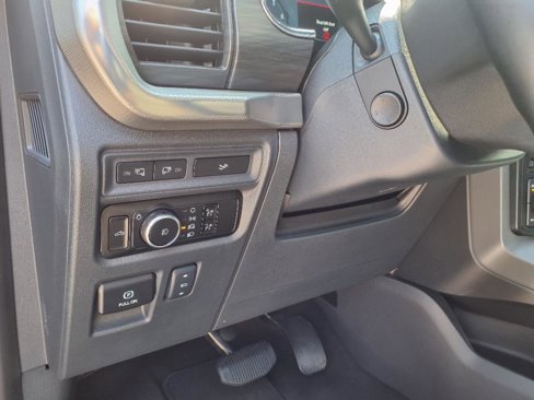 Used 2024 Ford F150 Lariat w/ Tow/Haul Package image 10
