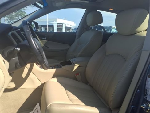 Used 2017 INFINITI QX50 AWD image 11