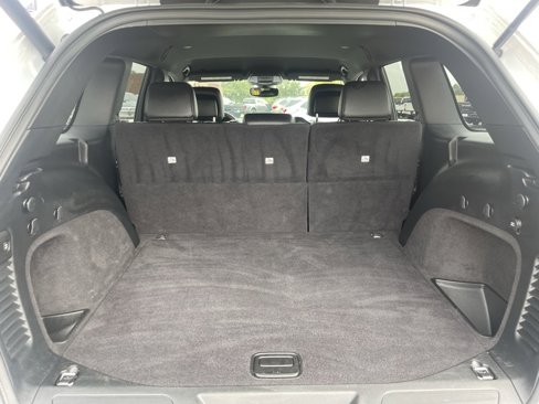 Used 2018 Jeep Grand Cherokee Altitude image 27