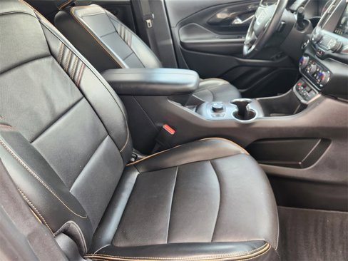 Used 2022 GMC Terrain AT4 w/ Infotainment Package II image 12