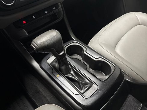 Used 2020 Chevrolet Colorado W/T w/ WT Convenience Package image 40