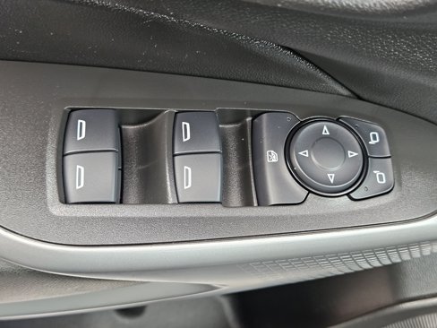 Certified 2024 Chevrolet Trax RS image 18