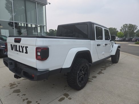 Used 2021 Jeep Gladiator Willys image 7
