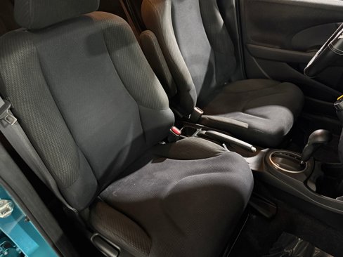 Used 2013 Honda Fit Sport image 36