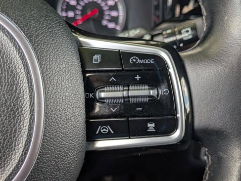 Used 2021 Kia Sorento EX w/ EX AWD X-Line Package image 17