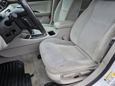 Used 2014 Chevrolet Impala Limited LS image 16