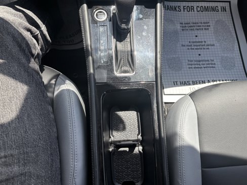 Used 2021 Nissan Kicks SR w/ SR Premium Package image 34