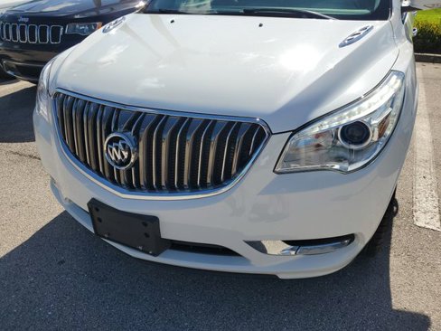 Used 2017 Buick Enclave Premium image 12