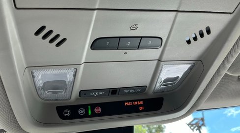 Used 2019 GMC Terrain Denali w/ Advanced Safety Package image 32
