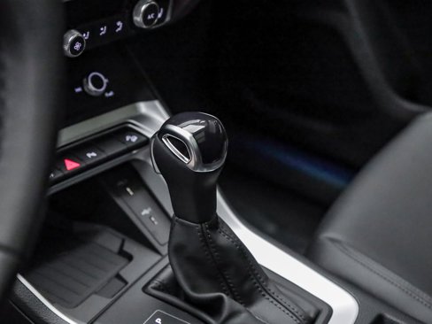 New 2025 Audi Q3 2.0T Premium image 25