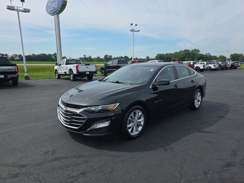 Used 2021 Chevrolet Malibu LT image 1