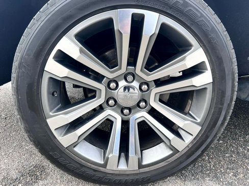 Used 2019 GMC Yukon Denali w/ Denali Ultimate Package image 56