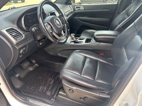 Used 2020 Jeep Grand Cherokee Limited image 14