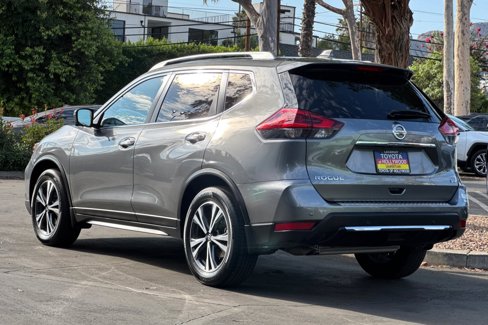 Used 2019 Nissan Rogue SV w/ Premium Package image 6