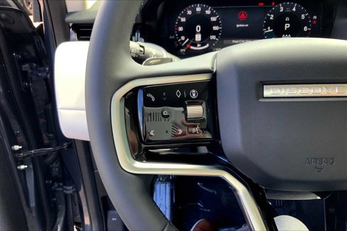Used 2025 Land Rover Discovery Sport S image 22