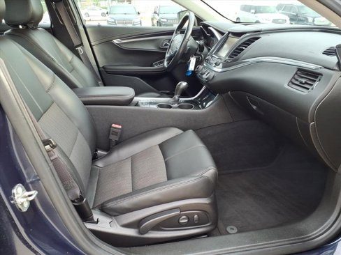 Used 2017 Chevrolet Impala LT image 11