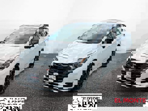 New 2025 Nissan Versa SR image 1