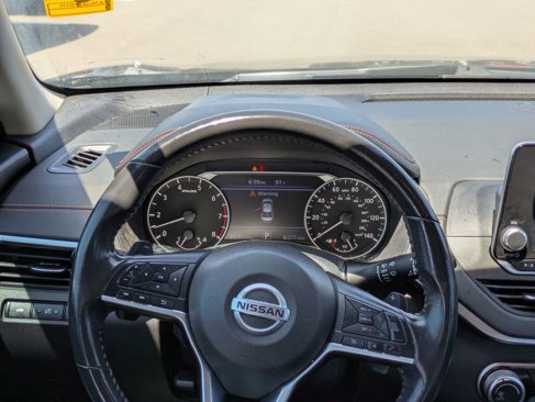 Used 2022 Nissan Altima 2.5 SR image 21