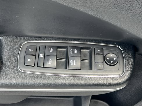 Used 2020 Dodge Charger SXT w/ Leather Interior Group image 30