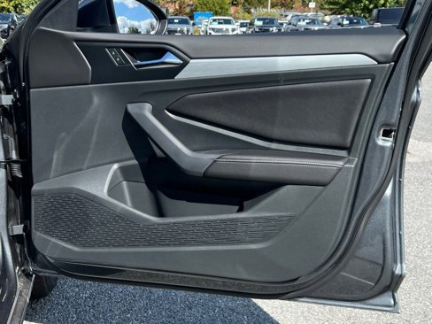 New 2025 Volkswagen Jetta S image 8